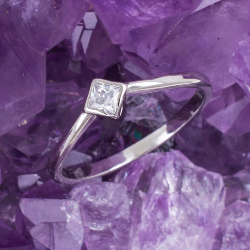 Anillo Plata UNA CIRCONITA CUBO REF. 390