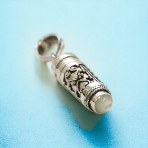 Colgante Plata Cofre Deseos - PERLA REF 1290