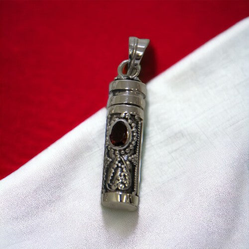 Colgante Plata Cofre Deseos - GRANATE REF 1490