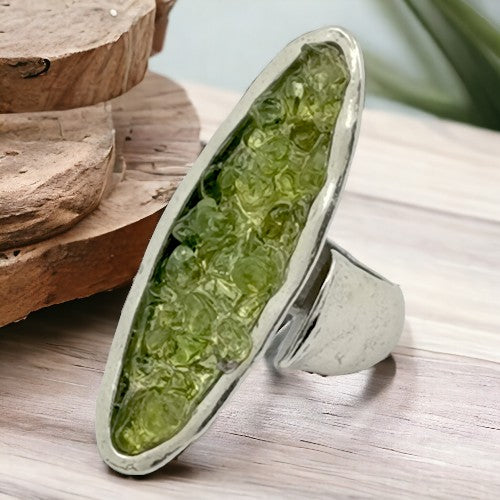 Anillo Zamak con OLIVINA Ovalado alargado REF 7