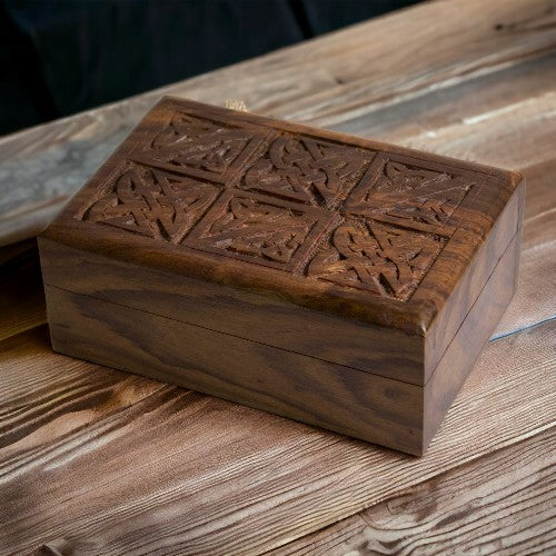 Caja madera 15x10 tallada REF 890