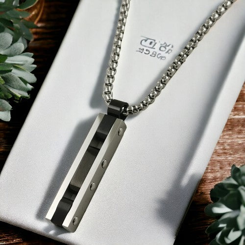 Colgante Acero Hombre plateado/negro REF.-10
